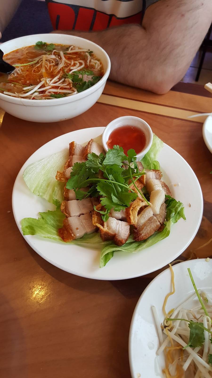 Pho Mi Vietnamese Restaurant | restaurant | 8990 Kingsridge Dr, Dayton, OH 45458, USA | 9374337388 OR +1 937-433-7388