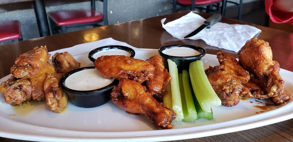 TGI Fridays | restaurant | 2625 E Eastland Ctr Dr, West Covina, CA 91791, USA | 6263316393 OR +1 626-331-6393