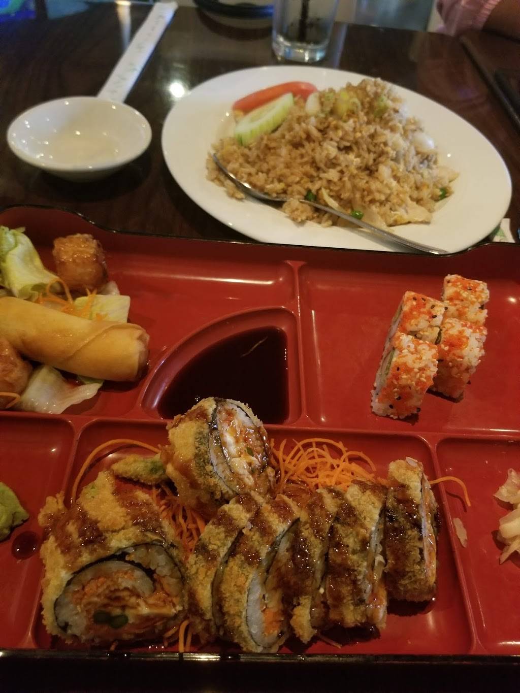 Fah Asian Bistro & Sushi Bar | restaurant | #B5, 7461 N Federal Hwy, Boca Raton, FL 33487, USA | 5612410400 OR +1 561-241-0400