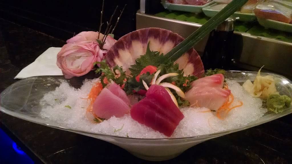 Sakura | restaurant | 1097 Old Country Rd, Riverhead, NY 11901, USA | 6317278688 OR +1 631-727-8688