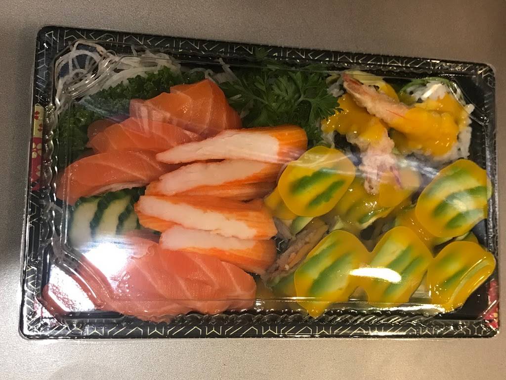 Fin Sushi | restaurant | 10 Fincham Ave, Markham, ON L3P 4C8, Canada | 9052010666 OR +1 905-201-0666