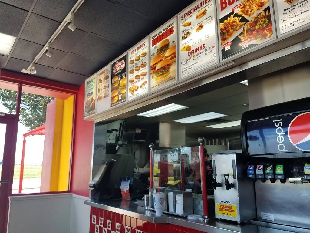 Wienerschnitzel | restaurant | 2614 West, I-20, S Great SW Pkwy, Grand Prairie, TX 75052, USA | 9726415545 OR +1 972-641-5545