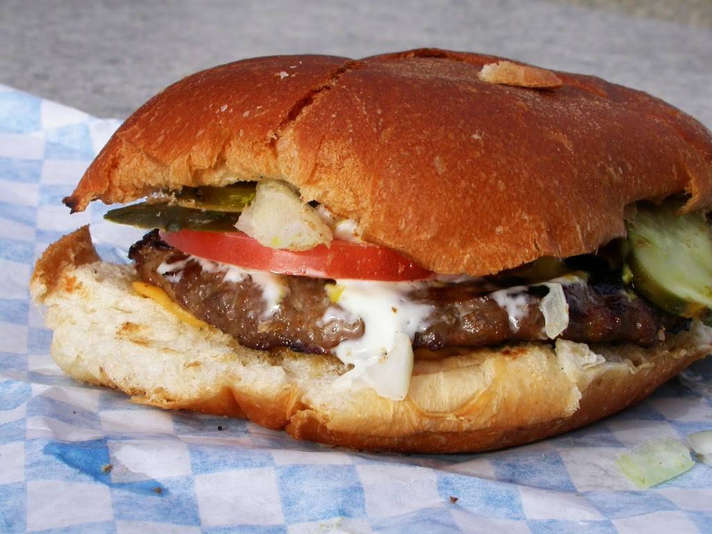 Harrys Drive-In | restaurant | 2280 Lawrence Ave E, Scarborough, ON M1P 2P9, Canada | 4167595980 OR +1 416-759-5980