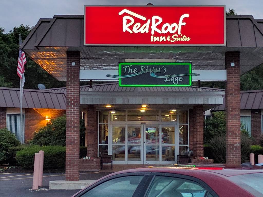 Rivers Edge Restaurant | restaurant | 1100 NY-17C, Owego, NY 13827, USA | 6076874500 OR +1 607-687-4500