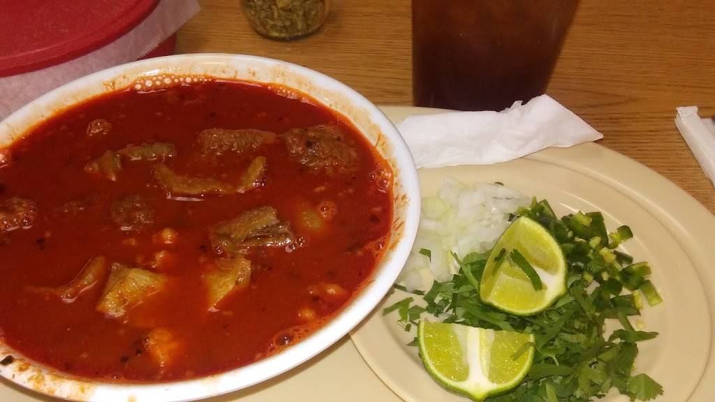 Santos Cafe #3 | restaurant | 1419 Castroville Rd, San Antonio, TX 78237, USA | 2105602075 OR +1 210-560-2075