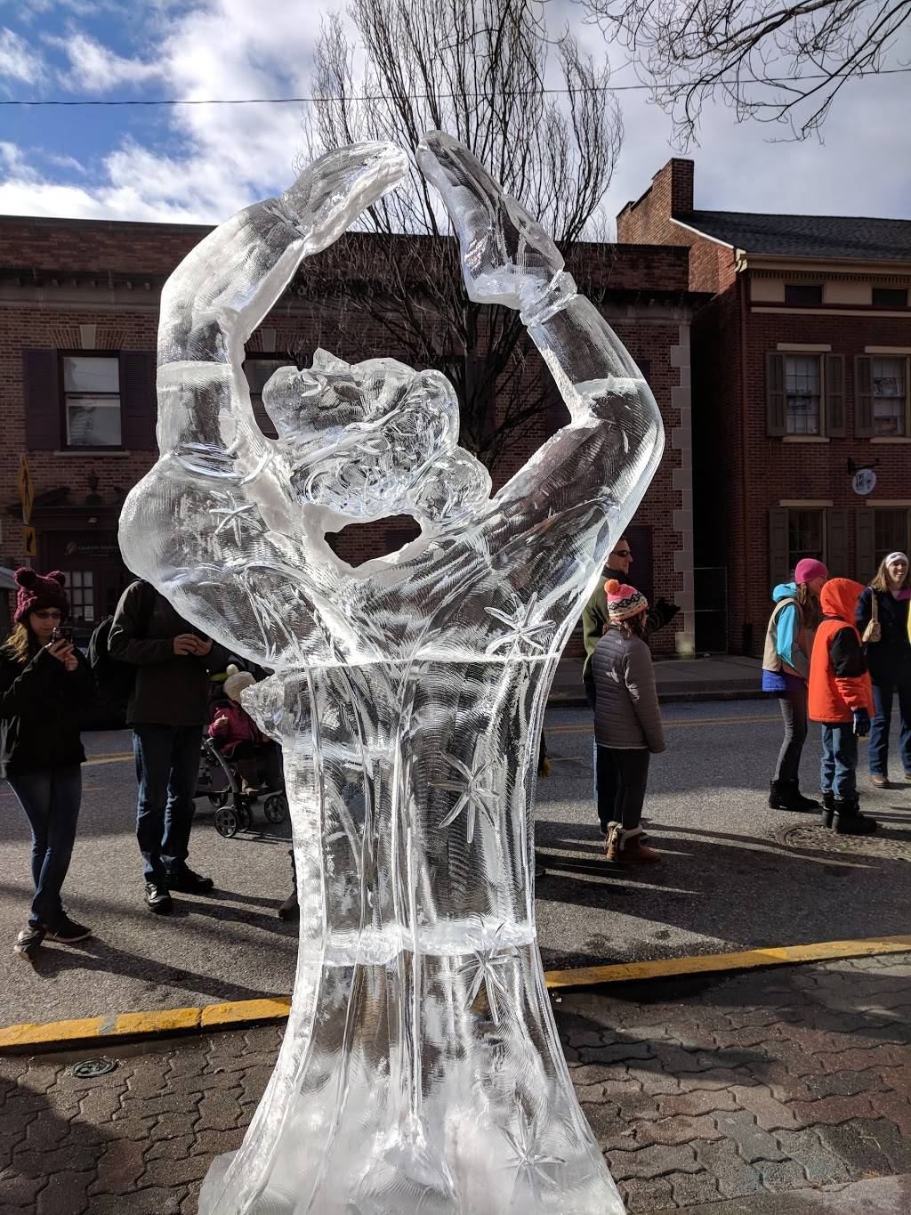 Gigis Crepes | restaurant | 34 W Philadelphia St, York, PA 17401, USA | 7175865349 OR +1 717-586-5349