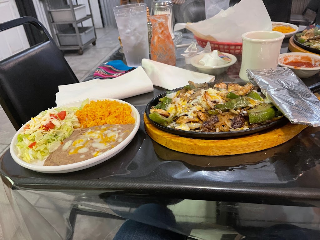 WildCat Cafe | restaurant | 344 Morton St, Elkhart, KS 67950, USA | 6206972287 OR +1 620-697-2287