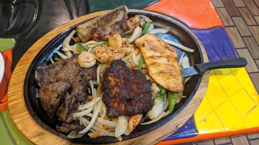 Puerto Bello | restaurant | 10818 E 41st St, Tulsa, OK 74146, USA | 9185742288 OR +1 918-574-2288