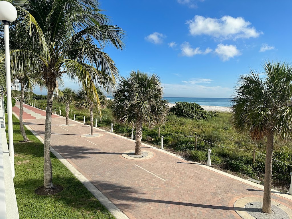 Arlen Beach Restaurant | restaurant | 5701 Collins Ave, Miami Beach, FL 33140, USA | 3057638153 OR +1 305-763-8153