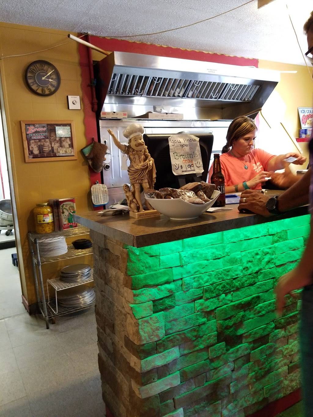 Bravo Italian Grill | restaurant | 1012 W Virginia Ave, Crewe, VA 23930, USA | 4345380008 OR +1 434-538-0008