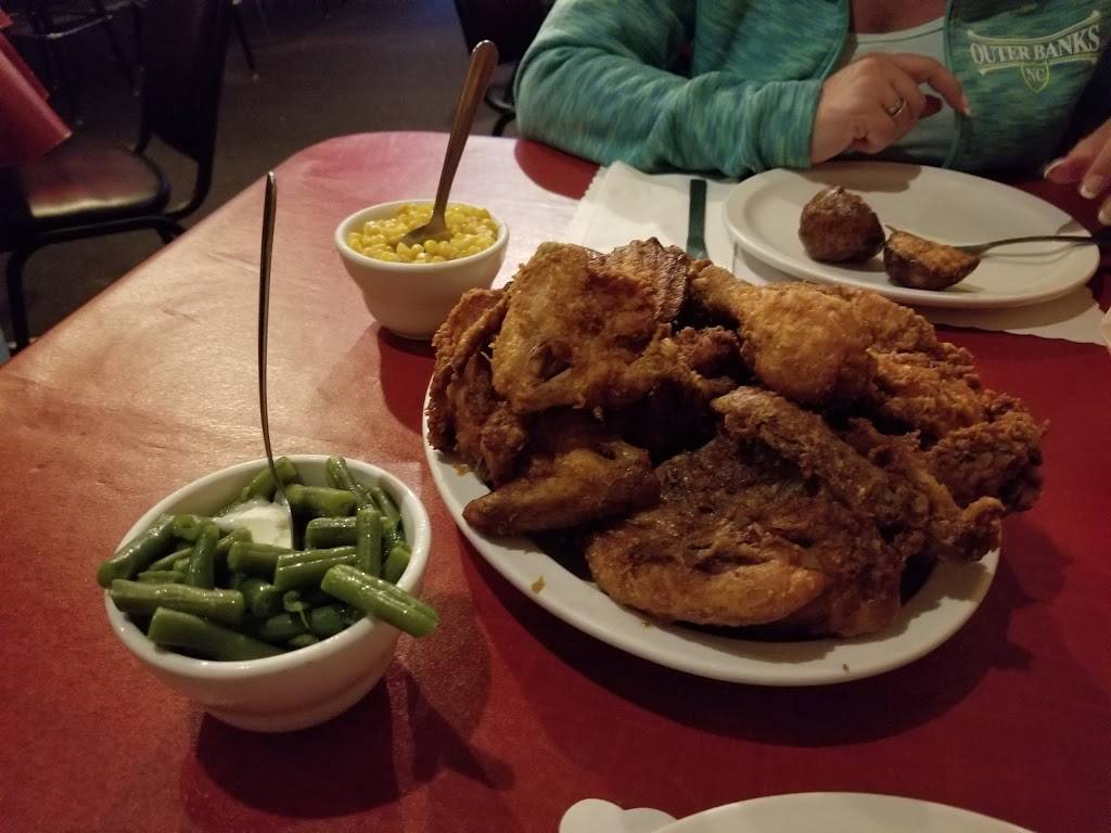 Mibbs & Vivs | restaurant | 7300 N Lannon Rd, Lannon, WI 53046, USA | 2622514122 OR +1 262-251-4122