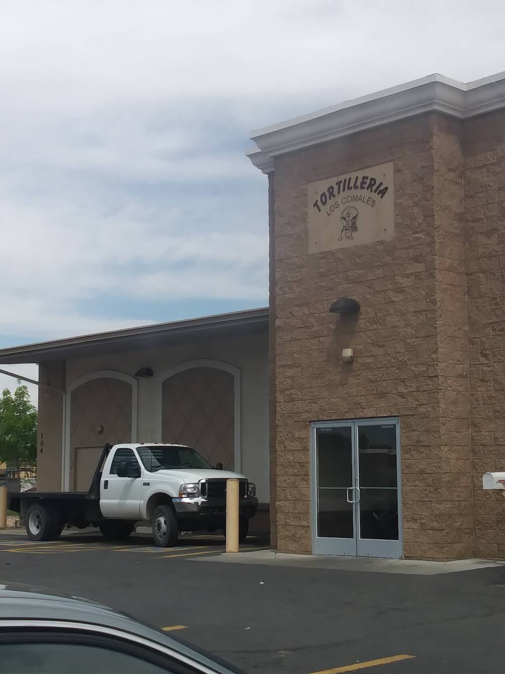 Tortilleria Los Comales | restaurant | 104 11th Ave, Greeley, CO 80631, USA | 9703782521 OR +1 970-378-2521
