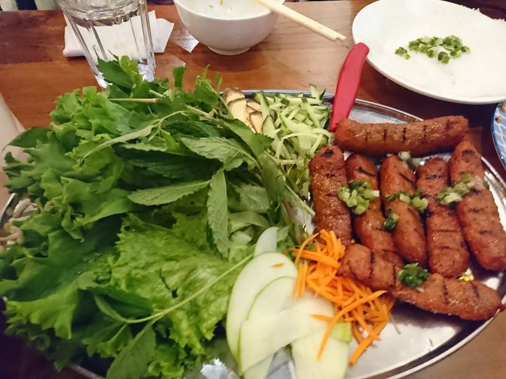 Nam Vietnamese Restaurant | restaurant | 9206 Leslie St, Richmond Hill, ON L4B 2N8, Canada | 9057633888 OR +1 905-763-3888