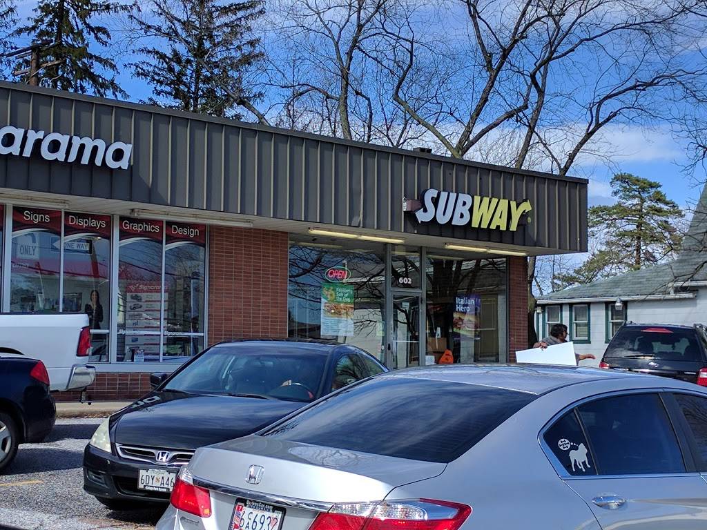 Subway Restaurants | restaurant | 602 Frederick Rd, Catonsville, MD 21228, USA | 4107884919 OR +1 410-788-4919