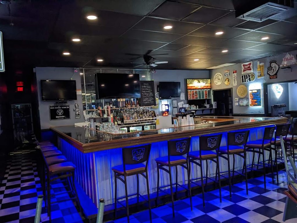 Outsiders Tavern | restaurant | 4124 Celanese Rd #130, Rock Hill, SC 29732, USA | 8033289200 OR +1 803-328-9200