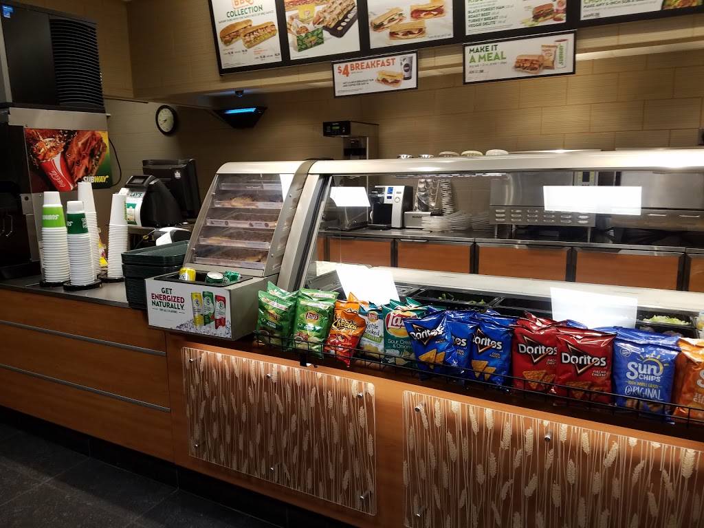 Subway Restaurants | restaurant | 4748 Chiles Rd, Davis, CA 95618, USA | 5307532141 OR +1 530-753-2141