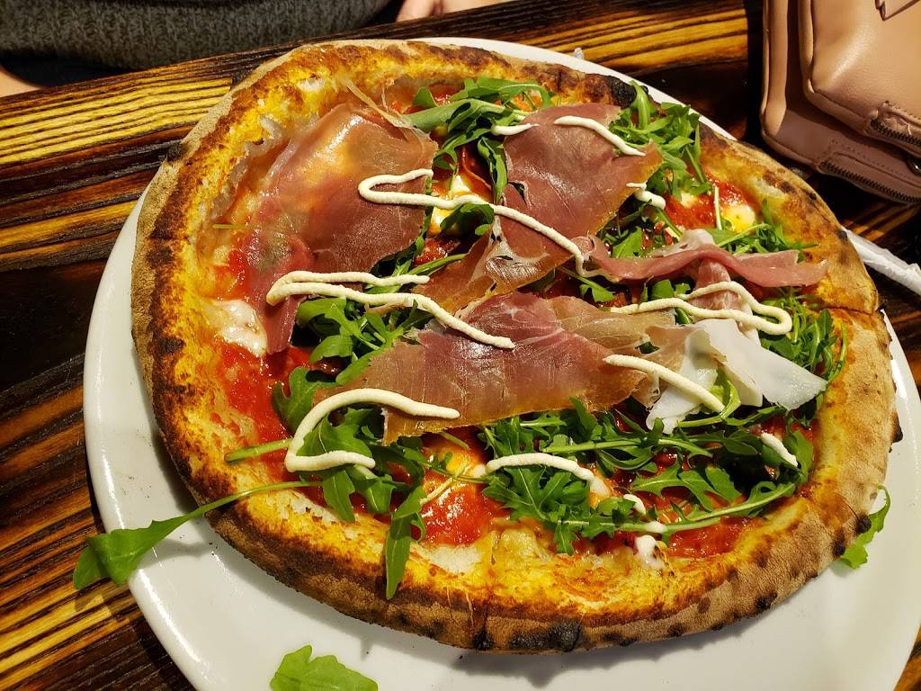Elemento Neapolitan Pizza | restaurant | 1350 Concourse Ave, Memphis, TN 38104, USA | 9016727527 OR +1 901-672-7527