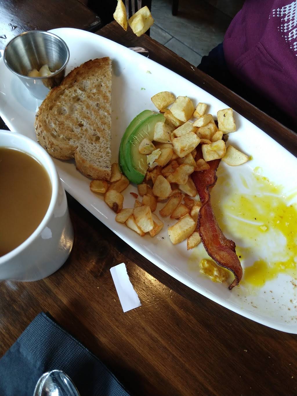 The Forge | restaurant | 451 Catawba Ave, Put-In-Bay, OH 43456, USA | 4192850022 OR +1 419-285-0022