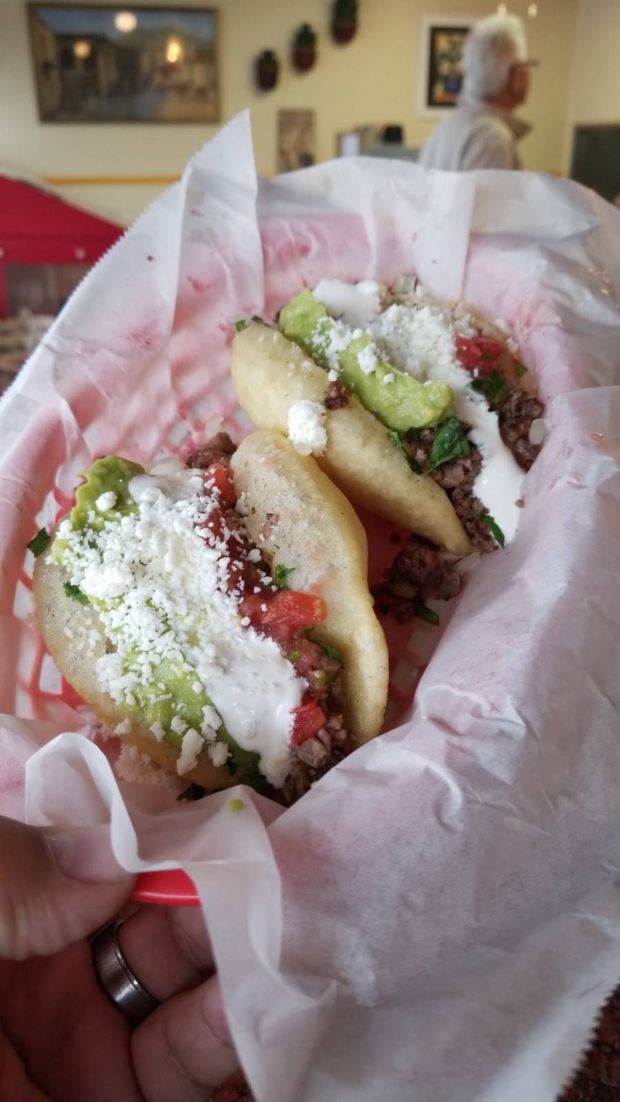 Fat Burrito | restaurant | 9608 Base Line Rd, Rancho Cucamonga, CA 91730, USA | 9095273588 OR +1 909-527-3588