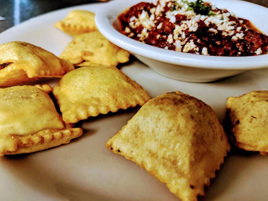 Pete and Sams | restaurant | 3886 Park Ave, Memphis, TN 38111, USA | 9014580694 OR +1 901-458-0694