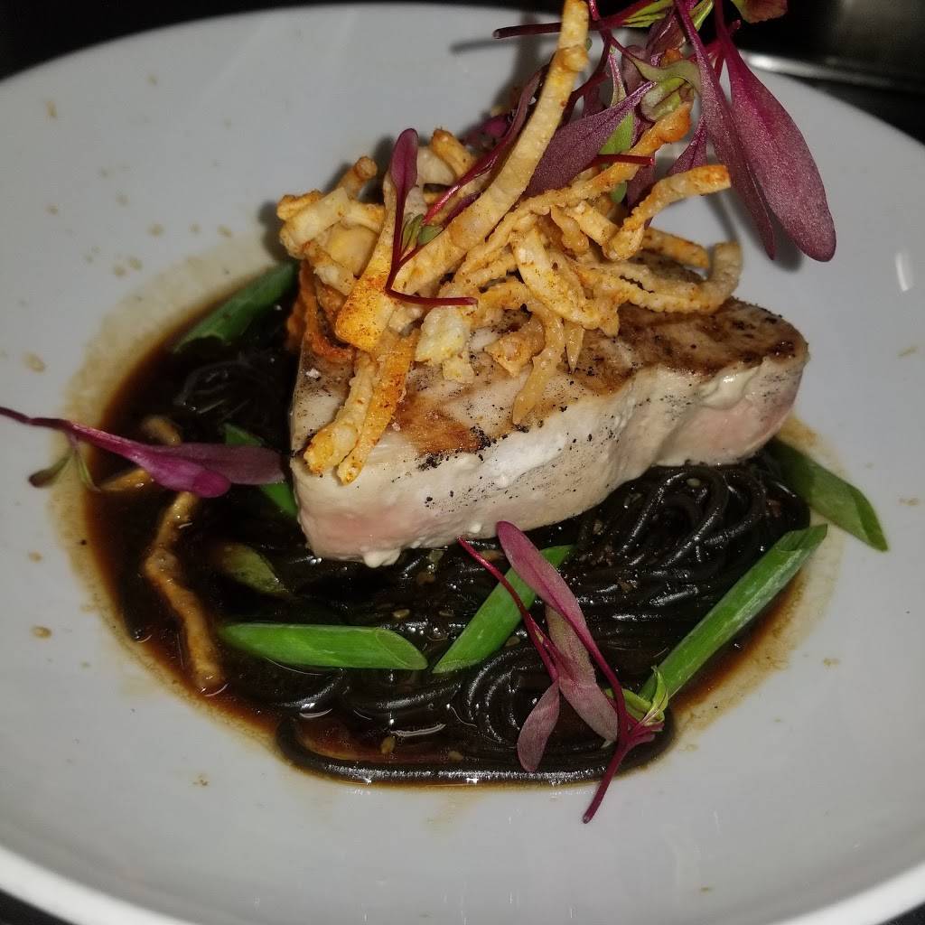 Tozzis Restaurant of Magnolia | restaurant | 144 N Main St, Magnolia, OH 44643, USA | 3309154993 OR +1 330-915-4993