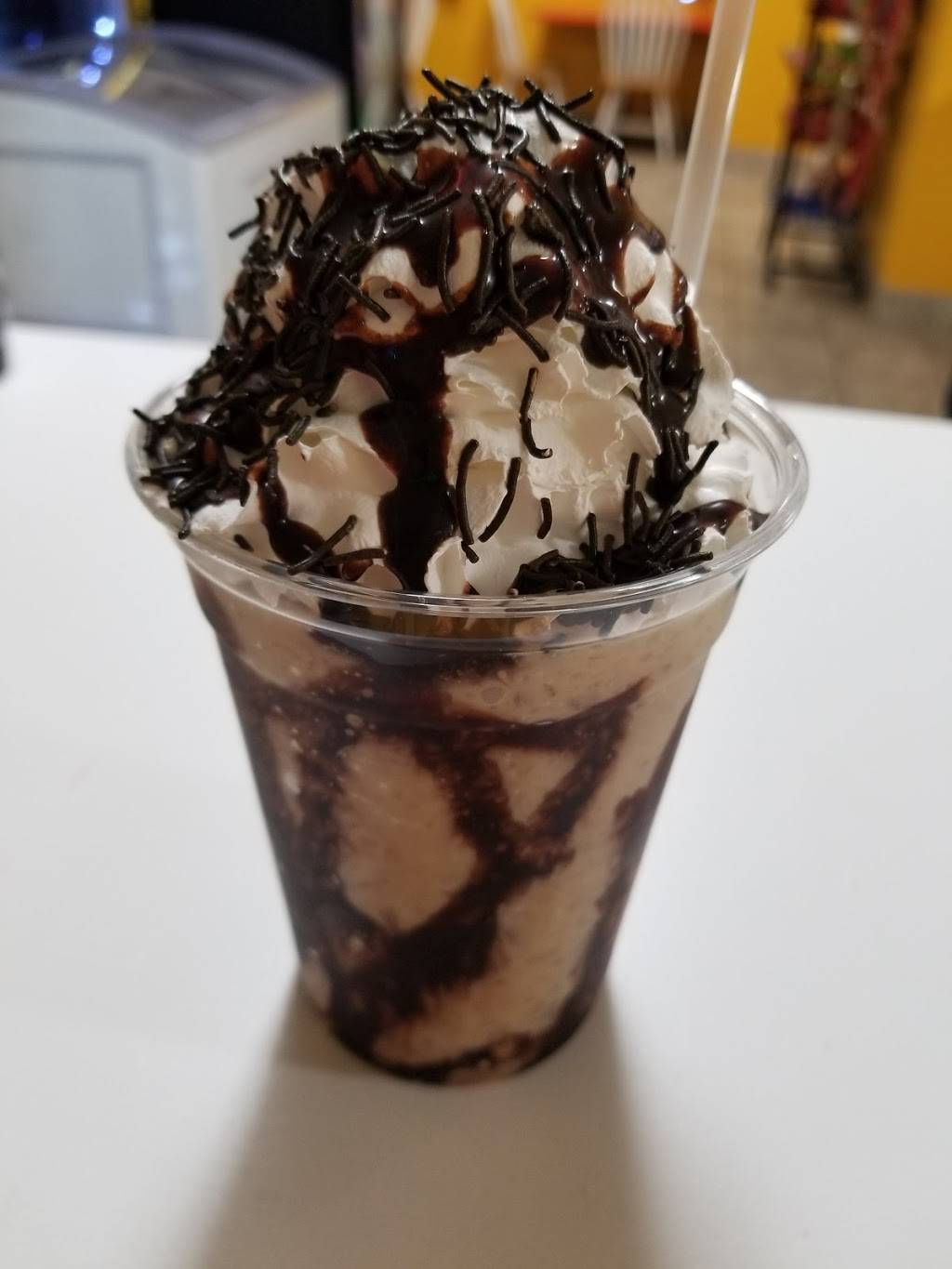 Del Parque Paleteria y Neveria | restaurant | 3115 S May Ave, Oklahoma City, OK 73119, USA | 4056285522 OR +1 405-628-5522