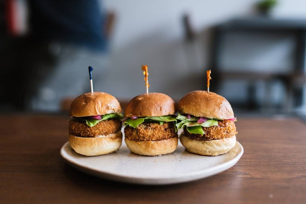 Frankly on Cherokee | restaurant | 2744 Cherokee St, St. Louis, MO 63118, USA | 3143253013 OR +1 314-325-3013