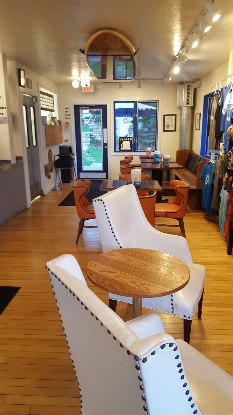 Blue Horse Beach Cafe | cafe | 4113 Main St, Fish Creek, WI 54212, USA | 9208681471 OR +1 920-868-1471