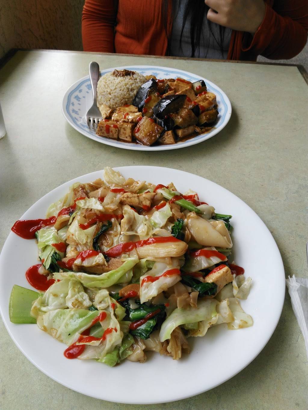 Loving Hut | restaurant | 1495 N Van Ness Ave, Fresno, CA 93728, USA | 5592374052 OR +1 559-237-4052