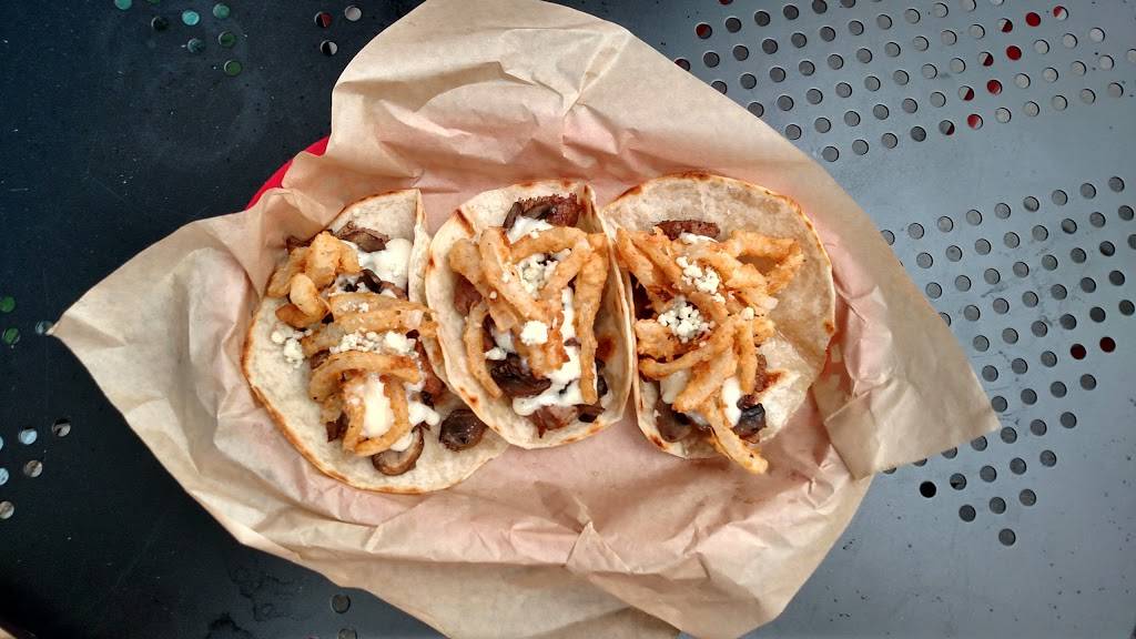 D.S. Tequila Company | night club | 3352 N Halsted St, Chicago, IL 60657, USA | 7736979127 OR +1 773-697-9127