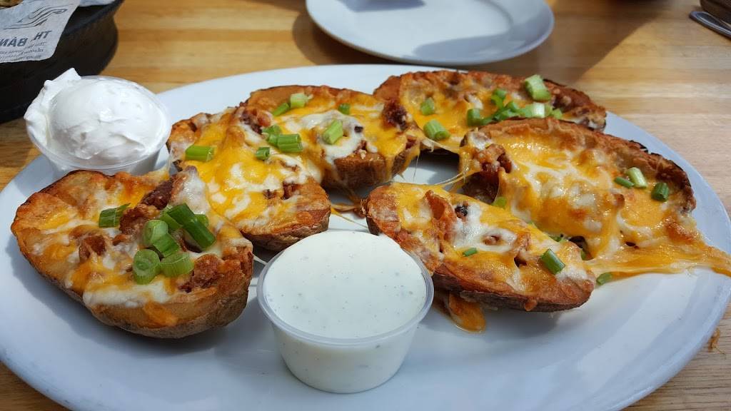 Charcoal Grill & Rotisserie | restaurant | 5745 75th St, Kenosha, WI 53142, USA | 2629429896 OR +1 262-942-9896