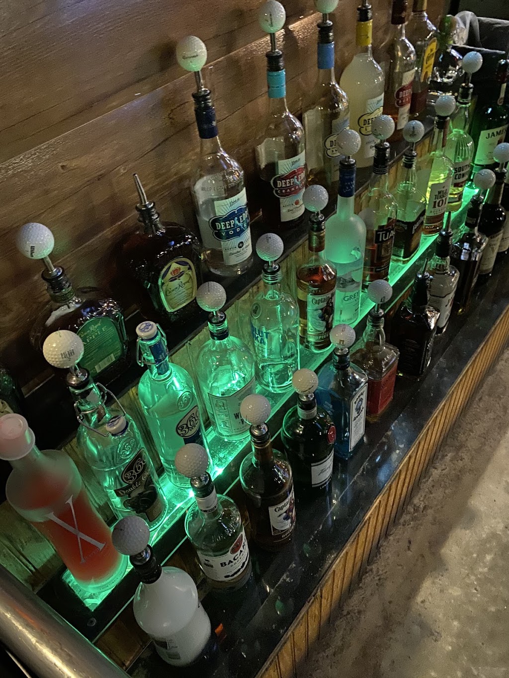 Murphys Law Sports & Cigar Bar | night club | 3103 W Pinhook Rd, Lafayette, LA 70508, USA | 3372359236 OR +1 337-235-9236