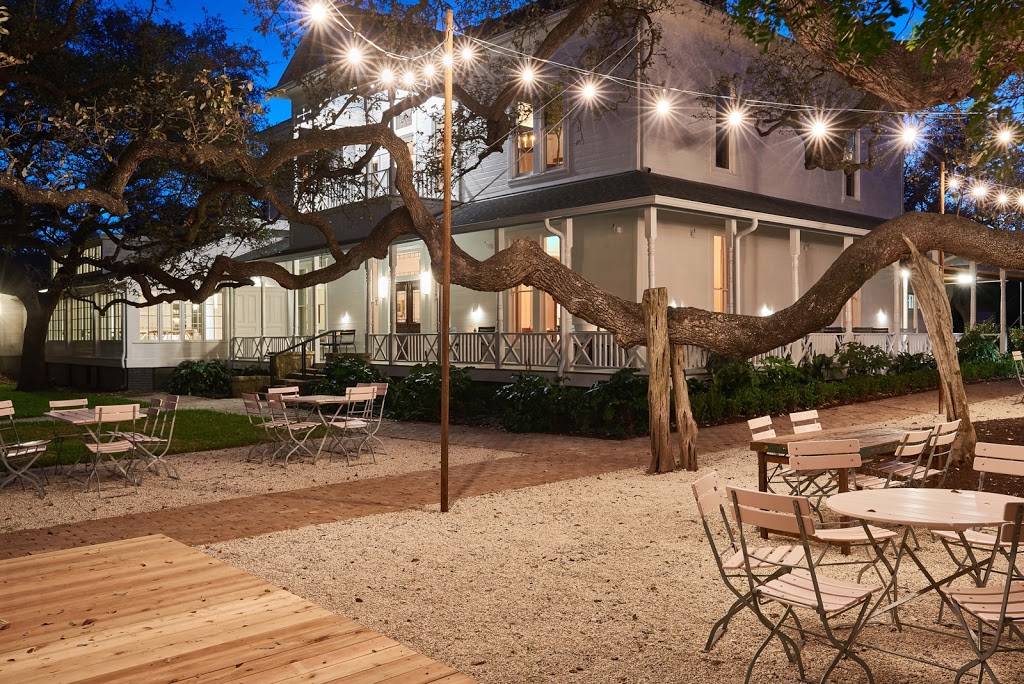 Green Pastures Events | restaurant | 811 W Live Oak St, Austin, TX 78704, USA | 5124441888 OR +1 512-444-1888