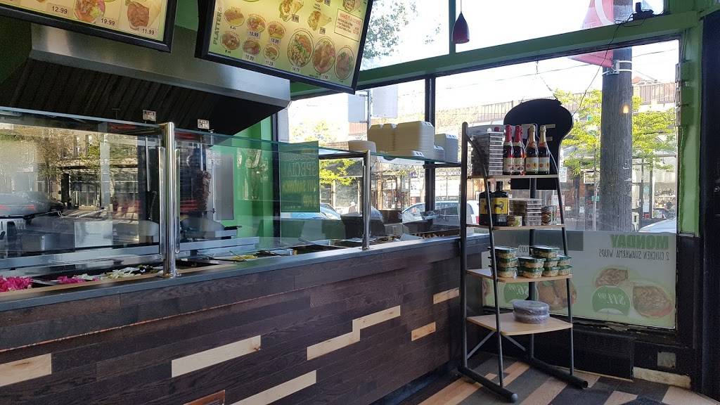 Dundas Shawarma | restaurant | 768 Dundas St W, Toronto, ON M6J 1T8, Canada | 4167037330 OR +1 416-703-7330