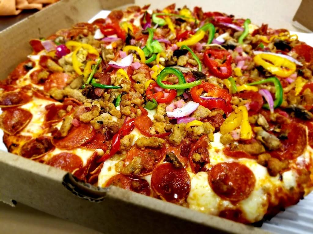 Capt. Rons Pirate Pizza | restaurant | 16757 OH-664 S, Logan, OH 43138, USA | 7403852221 OR +1 740-385-2221