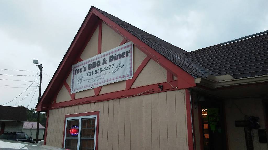 Joes BBQ & Diner | restaurant | 19190 W Main St, Huntingdon, TN 38344, USA | 7315353377 OR +1 731-535-3377