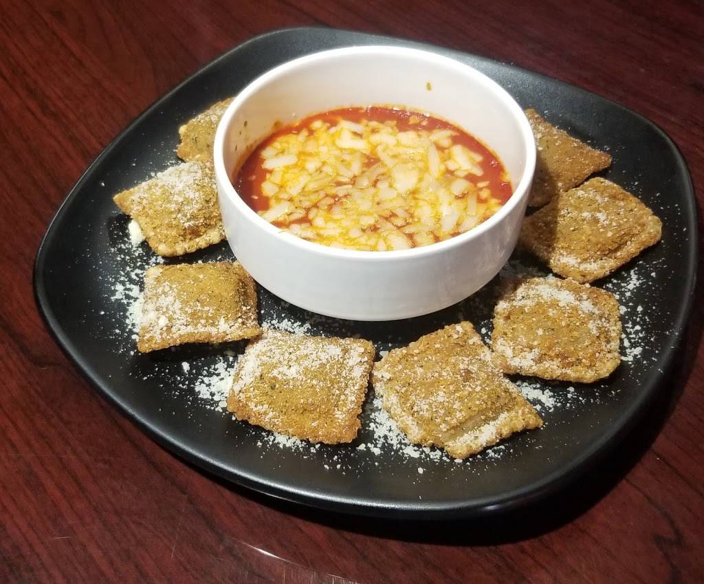 The Req Room | restaurant | 9625 Lackland Rd, Overland, MO 63114, USA | 3144554441 OR +1 314-455-4441