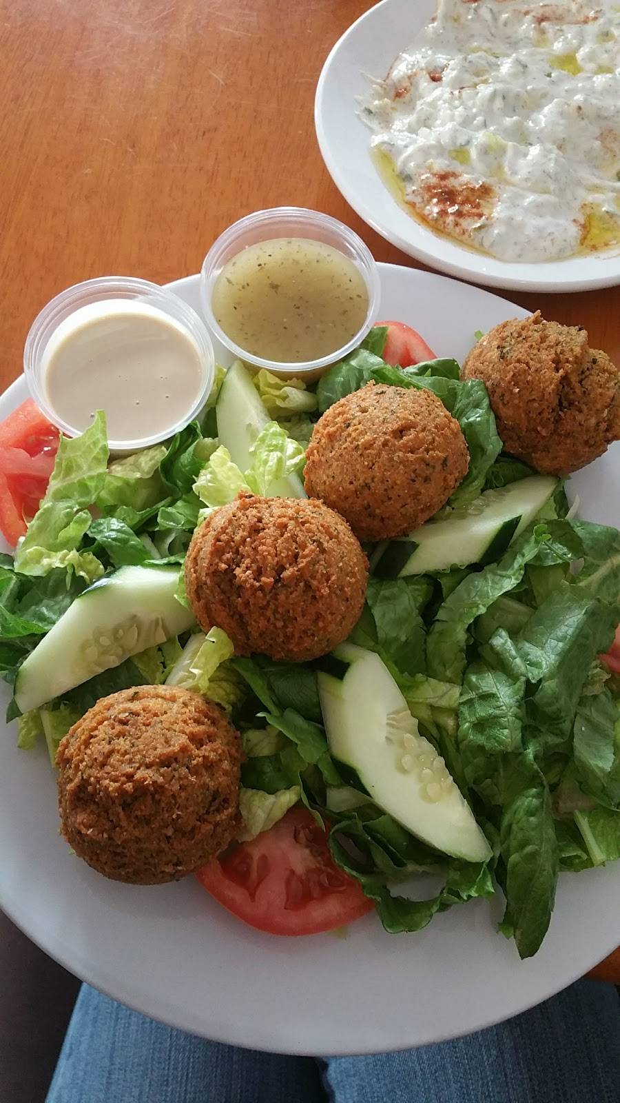 Daphne Cafe | restaurant | 5811 Ellsworth Ave, Pittsburgh, PA 15232, USA | 4124411130 OR +1 412-441-1130