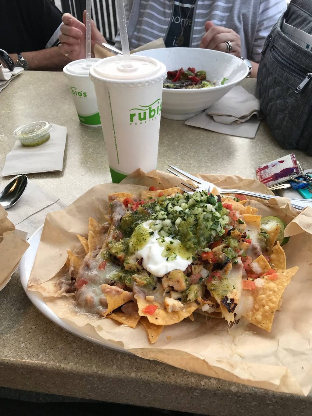 Rubio’s Coastal Grill | restaurant | 2456 Tyrone Blvd N, St. Petersburg, FL 33710, USA | 8136002020 OR +1 813-600-2020