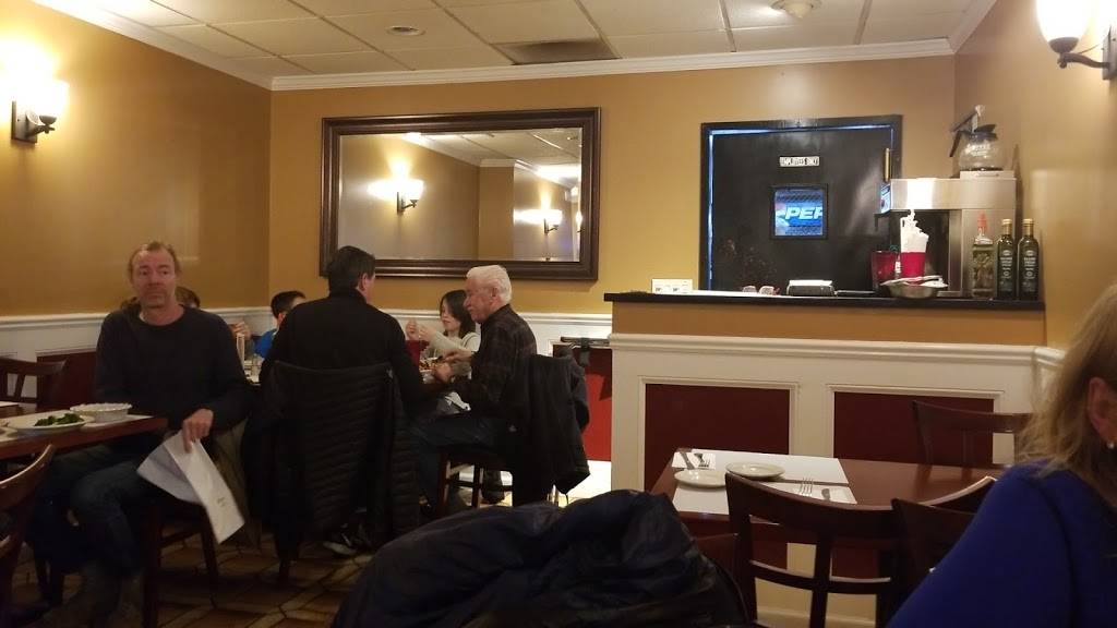 Delicious Restaurant & Pizzeria | restaurant | 60 Landing Rd, Glen Cove, NY 11542, USA | 5167590793 OR +1 516-759-0793