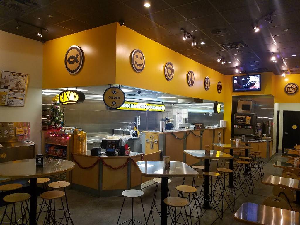 Which Wich Superior Sandwiches | restaurant | 2600 E Stone Dr #70, Kingsport, TN 37660, USA | 4233924157 OR +1 423-392-4157