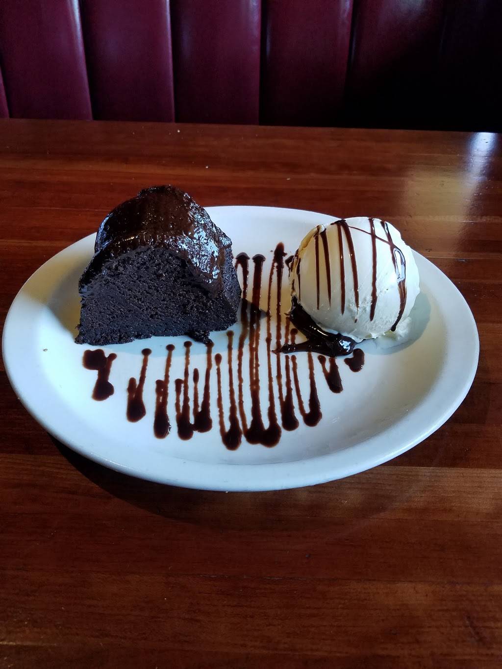 J. Alexanders Redlands Grill | restaurant | 2670 N Germantown Pkwy, Memphis, TN 38133, USA | 9013819670 OR +1 901-381-9670