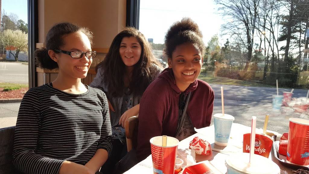 Wendys | restaurant | 6824 Hull Street Rd, Richmond, VA 23224, USA | 8042769297 OR +1 804-276-9297