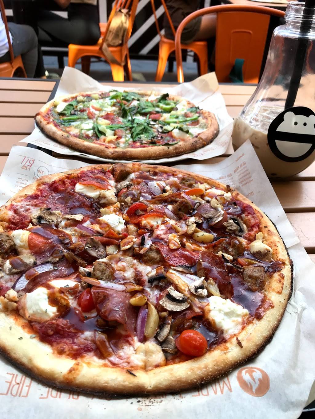 Blaze Pizza | meal takeaway | 1000 Universal Studios Blvd, Universal City, CA 91608, USA | 8182931673 OR +1 818-293-1673