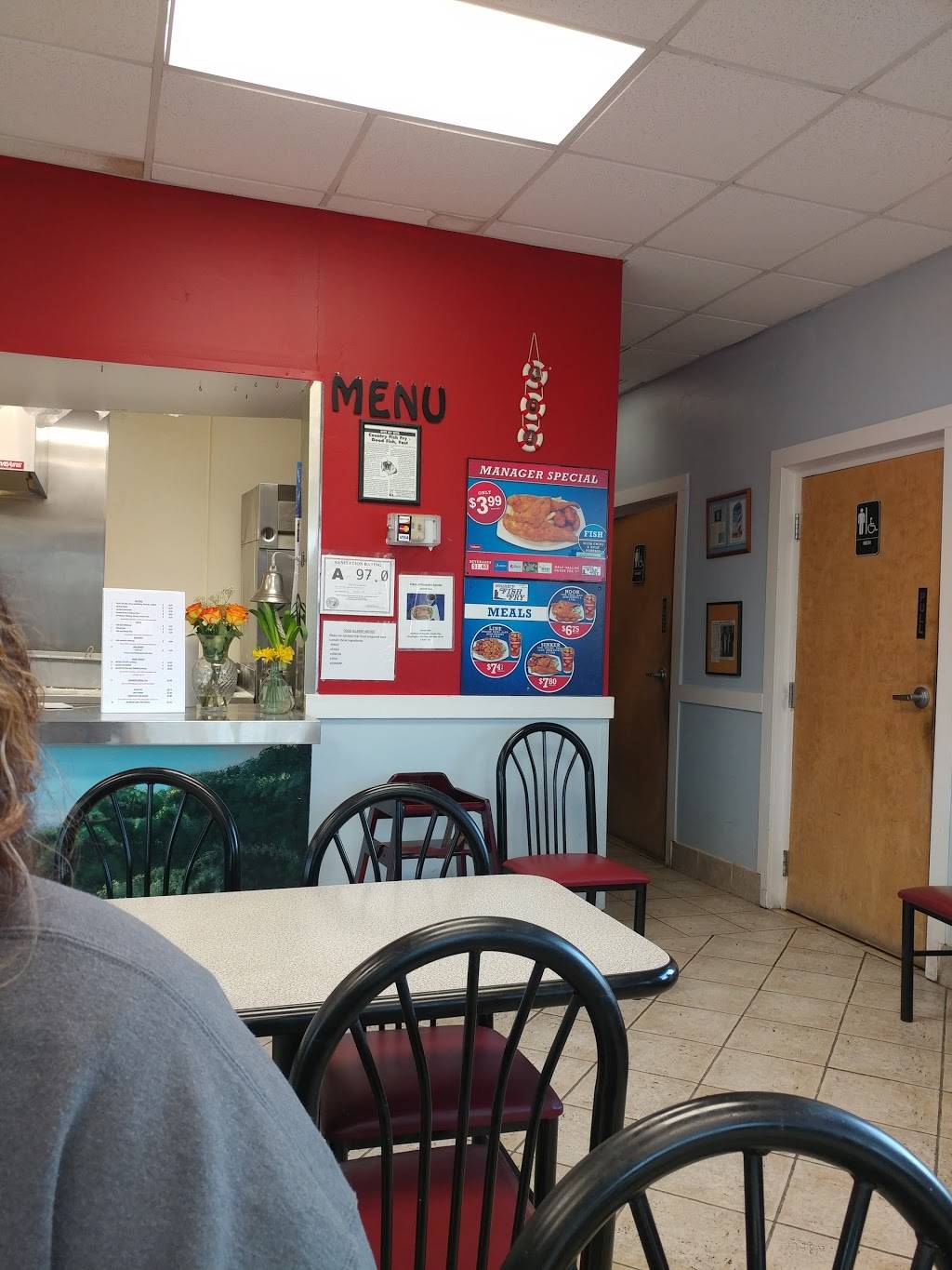 Country Fish Fry | restaurant | 3416 N Main St, Hope Mills, NC 28348, USA | 9104256101 OR +1 910-425-6101