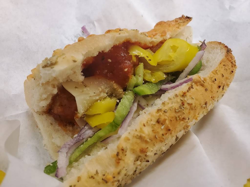 Subway | meal takeaway | 34 E 7th St, Cincinnati, OH 45202, USA | 5134211113 OR +1 513-421-1113