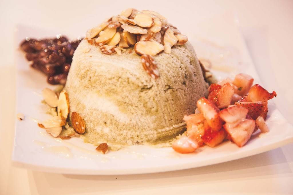 Vampire Penguin on K | restaurant | 907 K St, Sacramento, CA 95814, USA | 9163890885 OR +1 916-389-0885