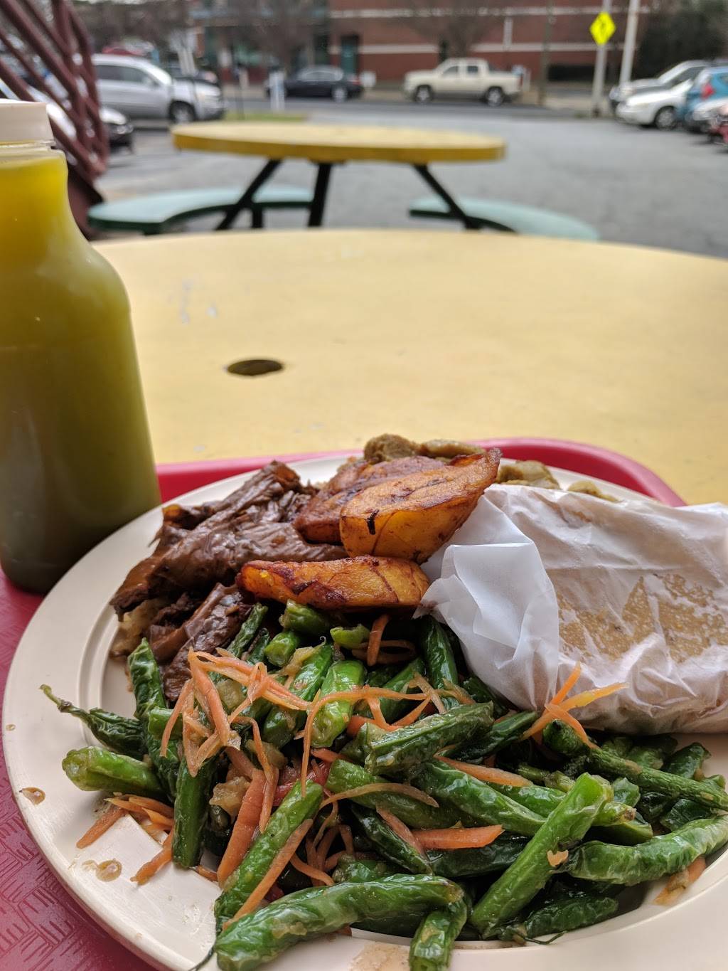 Healthfull Essence | restaurant | 875 York Ave SW, Atlanta, GA 30310, USA | 4048060830 OR +1 404-806-0830