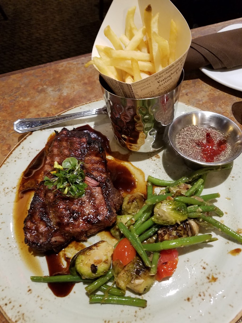 Diamond Cafe | restaurant | 7350 S Nogales Hwy, Tucson, AZ 85756, USA | 5203421328 OR +1 520-342-1328