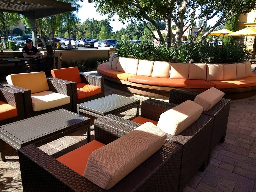 The Stand | restaurant | 5633 Alton Pkwy #200, Irvine, CA 92618, USA | 9492629090 OR +1 949-262-9090